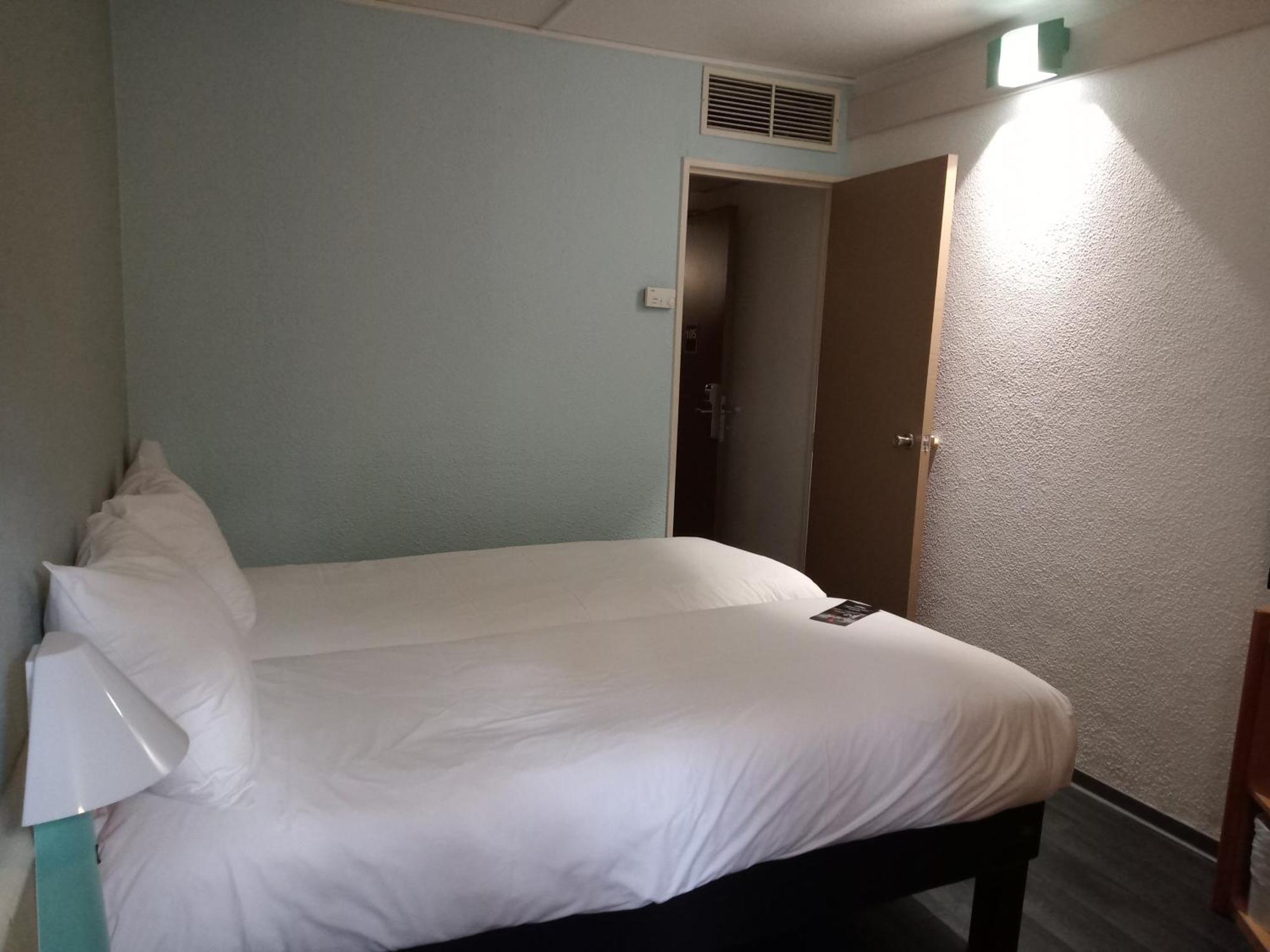 Отель Ibis Orange Centre Экстерьер фото