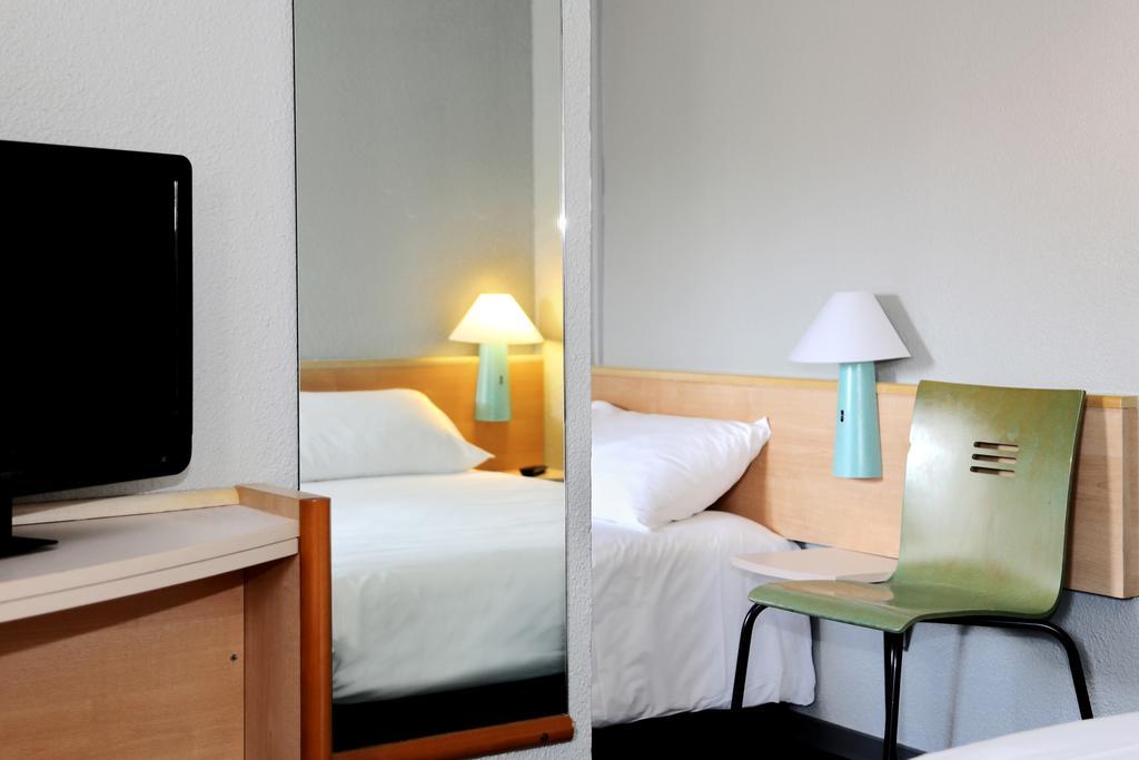 Отель Ibis Orange Centre Экстерьер фото